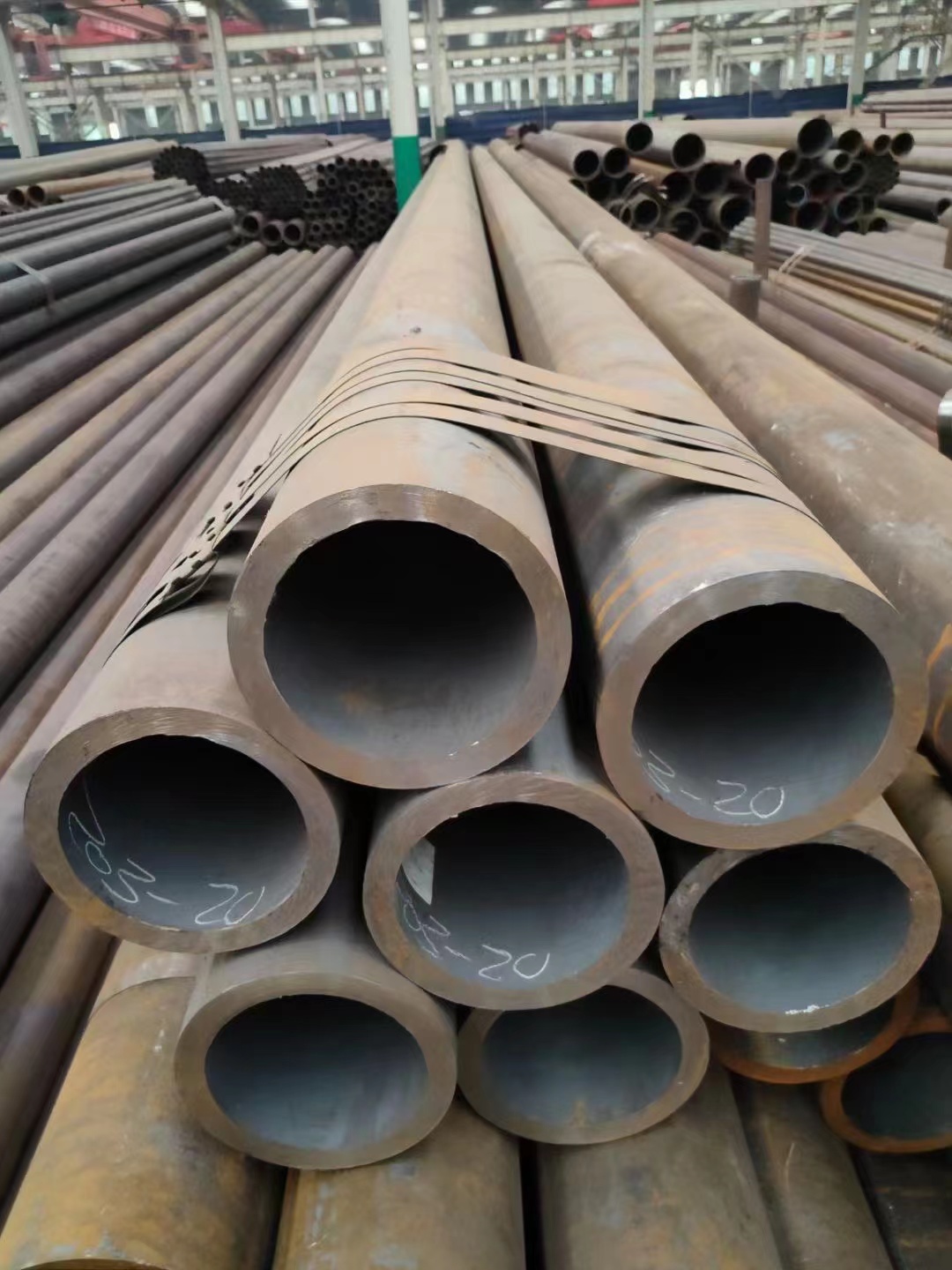 <a href='http://m.sjjkh.cn/' target='_blank' style='color:#0000FF; text-decoration:underline;'>無錫無縫鋼管</a>直徑406壁厚10毫米現(xiàn)貨 無錫<a href='http://m.sjjkh.cn/' target='_blank' style='color:#0000FF; text-decoration:underline;'>無縫鋼管</a>直徑406壁厚10毫米現(xiàn)貨